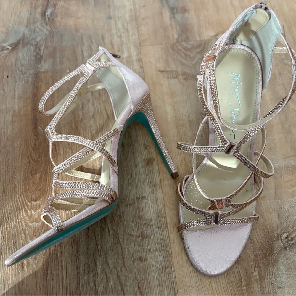 Betsy Johnson blush pink Aimee heel sandals - Picture 14 of 14